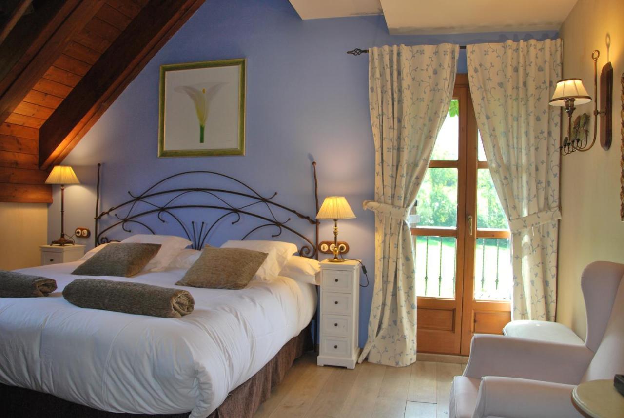 Hotel Selba d'Ansils Benasque Extérieur photo